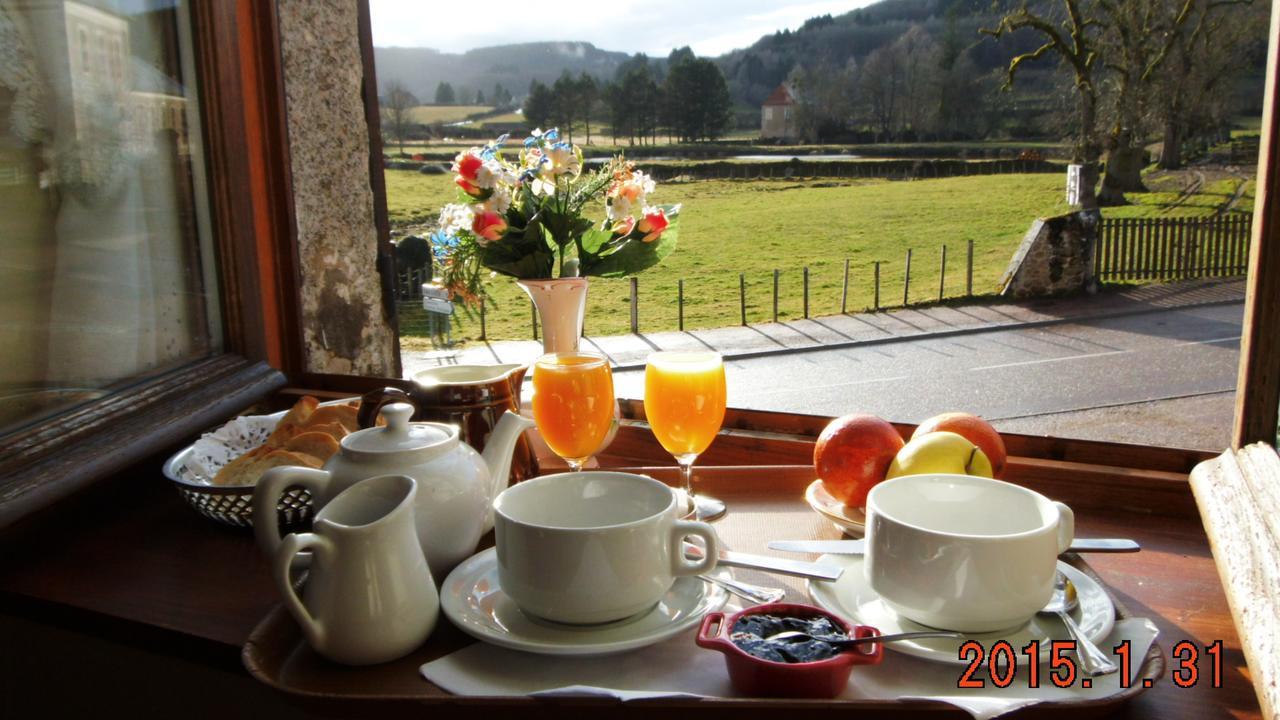 Auberge Du Morvan Alligny-en-Morvan ภายนอก รูปภาพ